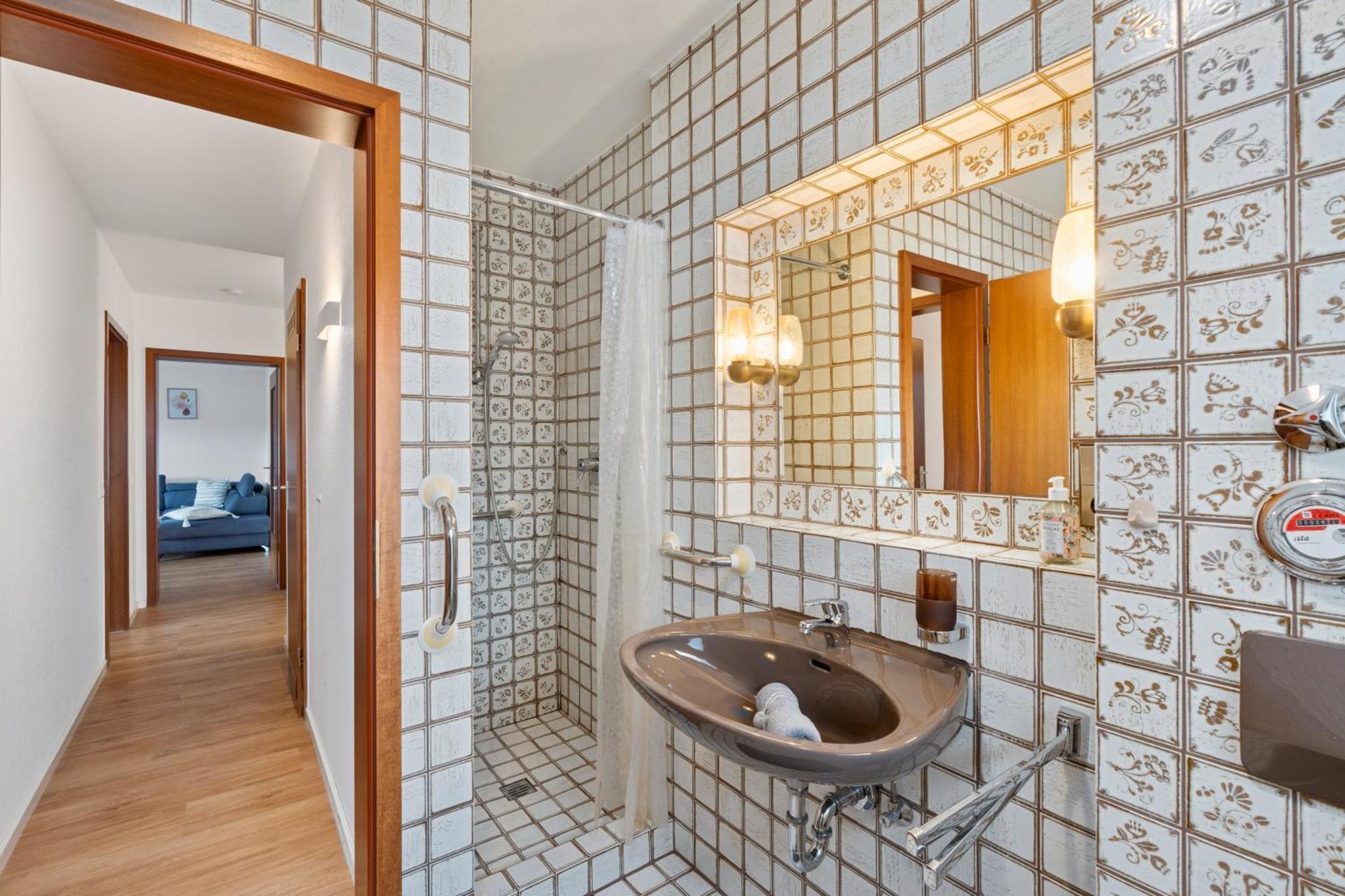 Anytime - Ferienwohnung Tina In Friedrichshafen Am Bodensee Екстериор снимка